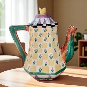 Ganz ceramic teapot, vintage, adorable tulip design, no chips, cracks,or crazing